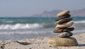 Minimalism, Decluttering, Downsizing